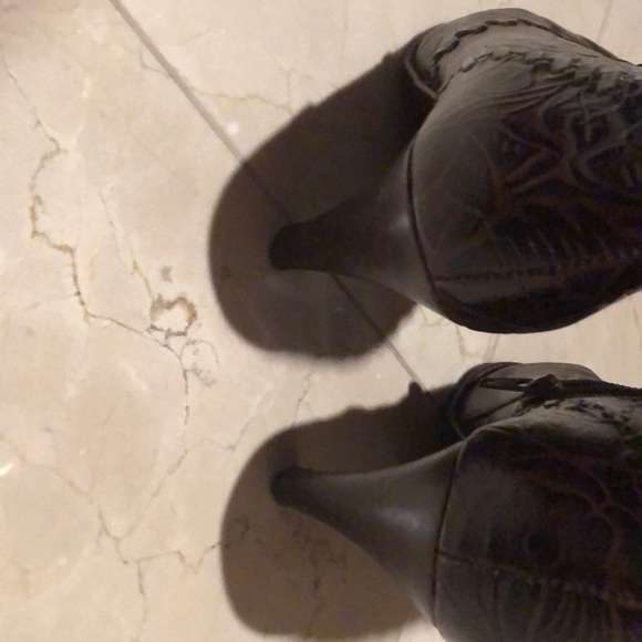 Booties - Picture 3 of 5